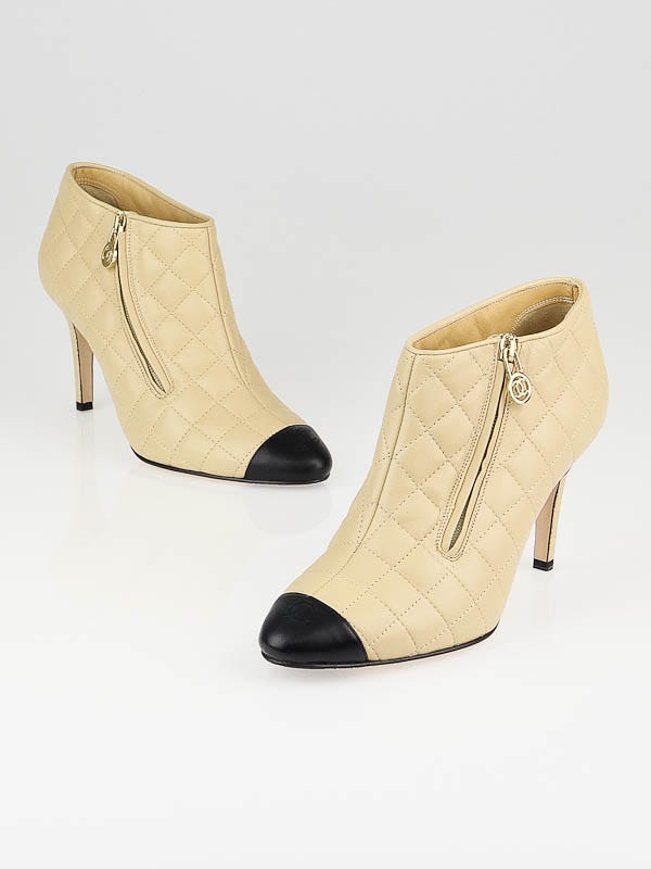 Chanel Beige Quilted Leather CC Cap Toe Ankle Booties Size 7.5/38