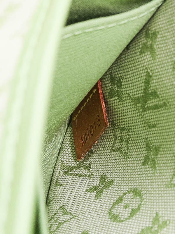 Louis Vuitton Vert Monogram Mini Lin Canvas Mary Kate Trousse Pochette Bag  - Yoogi's Closet