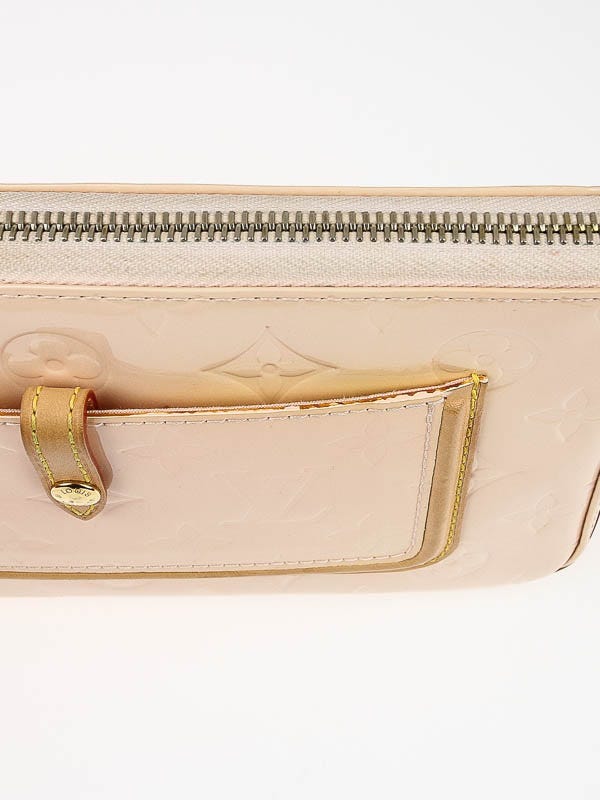 Louis Vuitton Vernis Mallory Square Bag - White Shoulder Bags, Handbags -  LOU114740