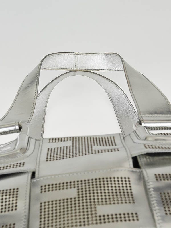 藤井フミヤ　FF Cutout bag「Silver Cage」 Fendi Silver Metallic Leather Woven Crossword Bag - 8BR568