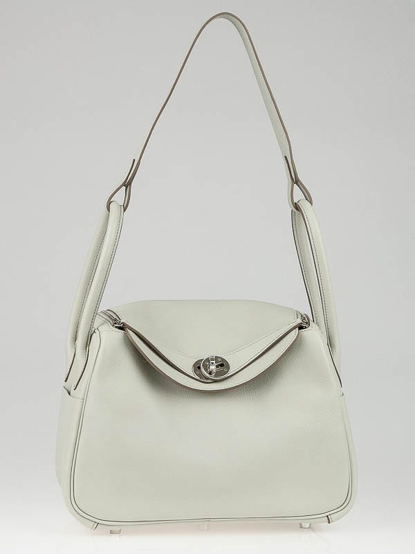 Hermes lindy 30 in swift This item is only available at the store