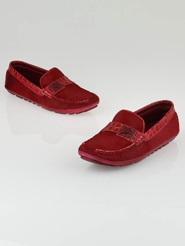 Louis Vuitton Red Pony Hair and Crocodile Embossed Mobok Driving Loafers  Size 8/38.5 - Yoogi's Closet