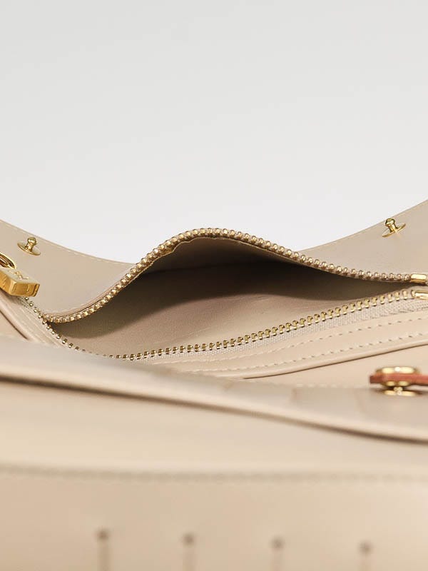 Louis Vuitton Monogram Vernis Walker - Brown Crossbody Bags