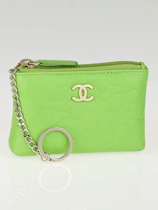 Chanel Green Camellia Quilted Lambskin Leather Coin Purse with Key Chain