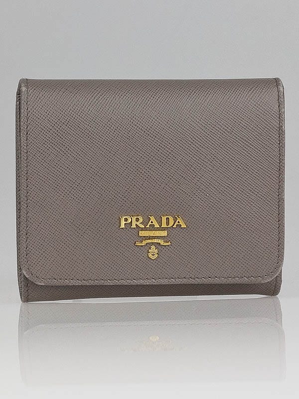 Prada 1m0176 best sale