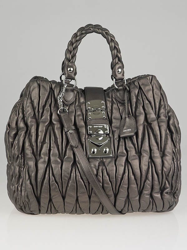 Miu Miu - Authenticated Clutch Bag - Velvet Black Plain for Women, Very Good Condition