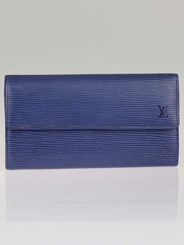 Louis Vuitton Myrtille Blue Epi Leather Sarah Wallet