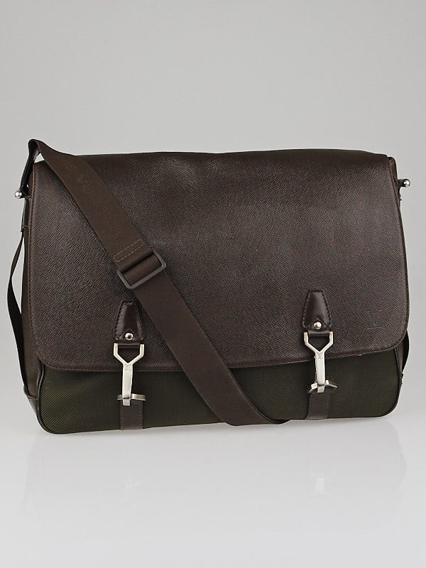 Louis Vuitton Taiga Dersou, Louis Vuitton Handbags