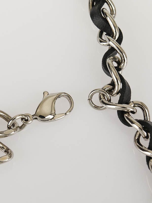 Chanel Black Leather and Silver Chain Belt with CC Charm Chanel Silver-Black Chain Belt With CC ○ Labellov ○ Buy  main image 4
