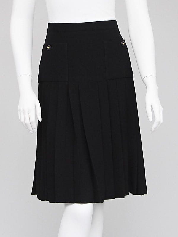 Chanel Black Wool Pleated Skirt Size 8/40