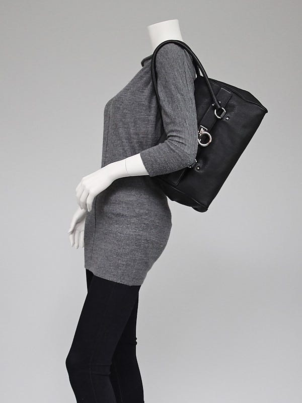 Salvatore Ferragamo Black Leather Shoulder Bag | Yoogi's Closet