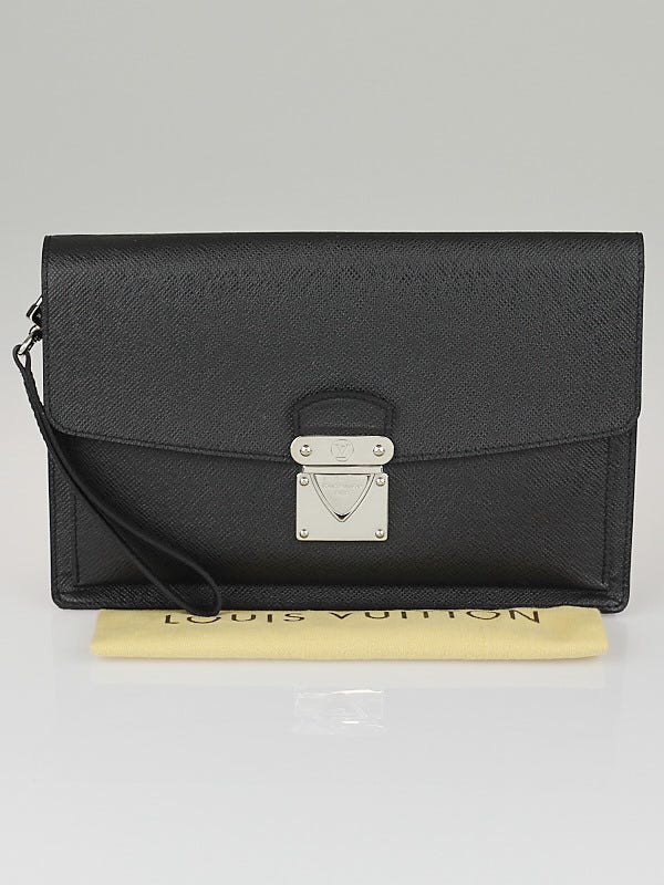 Louis Vuitton Black Taiga Leather Belaia Clutch Bag - Yoogi's Closet