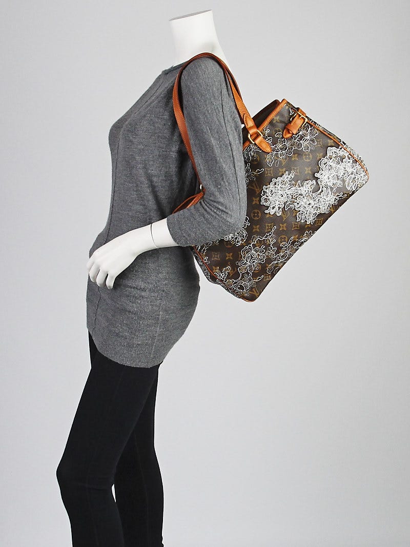 Louis Vuitton Silver Dentelle Batignolles Horizontal Shoulder Bag –  Bagaholic