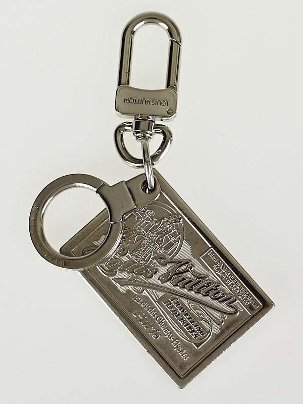 Bag charm Louis Vuitton Silver in Metal - 34255375