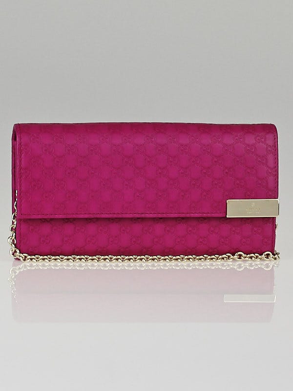 Gucci Fuchsia Microguccissima Leather Wallet-Chain Clutch Bag