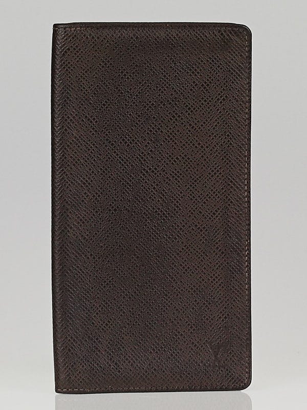 Louis Vuitton Grizzli Taiga Leather Checkbook Wallet
