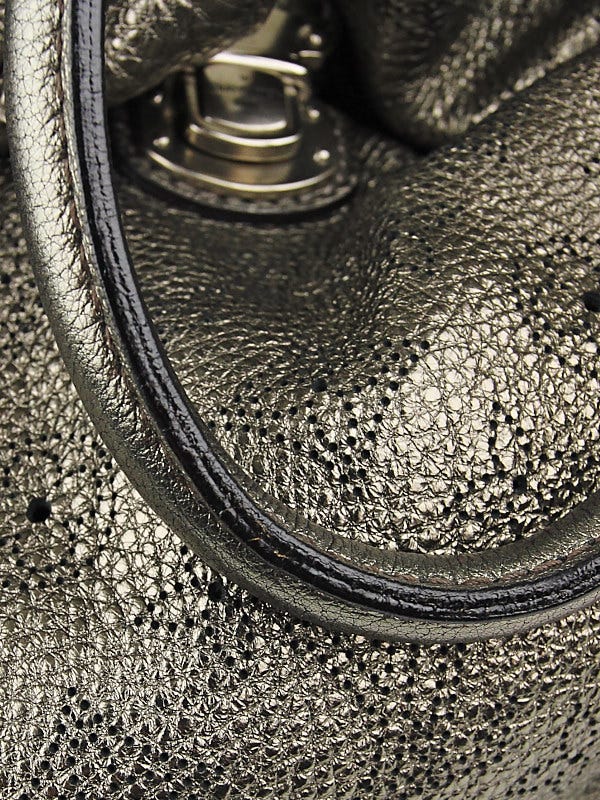 Louis Vuitton Metallic Monogram Mahina Leather Surya XL Bag at 1stDibs  louis  vuitton metallic bag, lv metallic bag, metallic louis vuitton bag