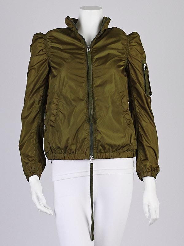 Moncler olive outlet green jacket