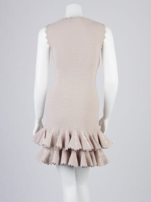 Chanel Black Wool Pleated Dress Size 2/34 - Yoogi's Closet