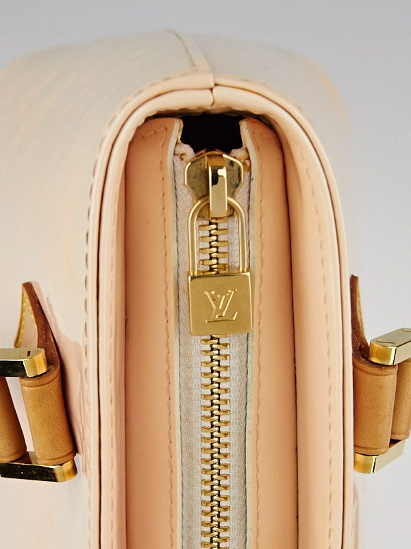 Marshmallow leather crossbody bag Louis Vuitton Multicolour in