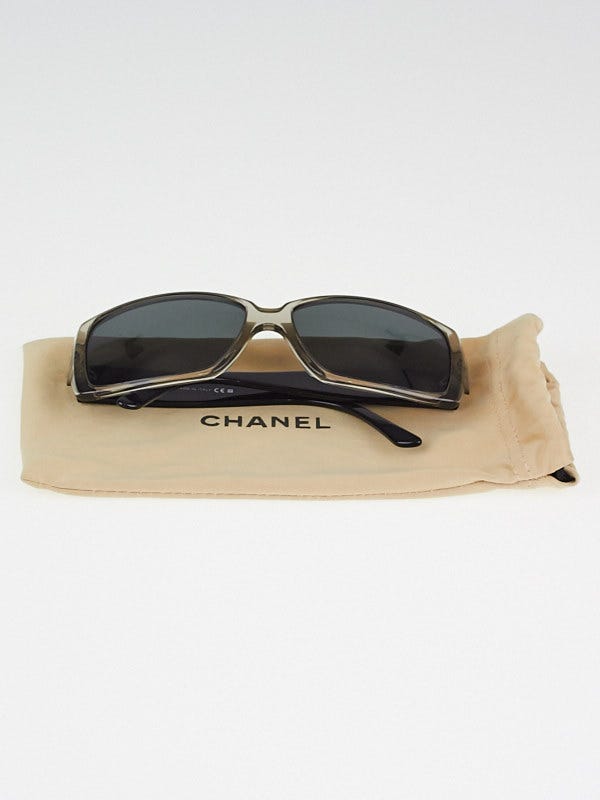 Chanel Crystal Baguette Sunglasses 5114-B Beige Black Chanel Acetate Lambskin Crystal Baguette Chain CC Sunglasses  main image 4