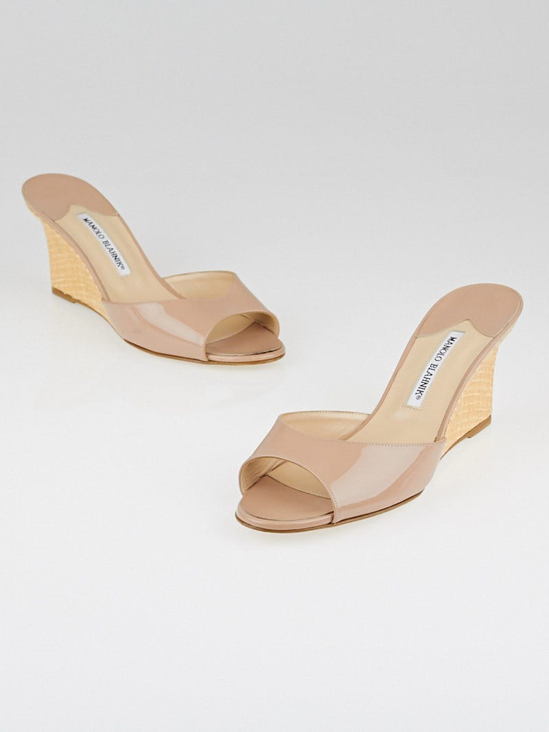 Manolo Blahnik Nude Patent Leather Slide Wedges Size 9/39.5