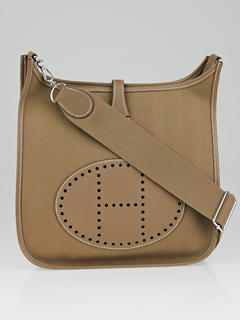 Hermes Evelyne bag, in soft leather with a non-adjustable strap.