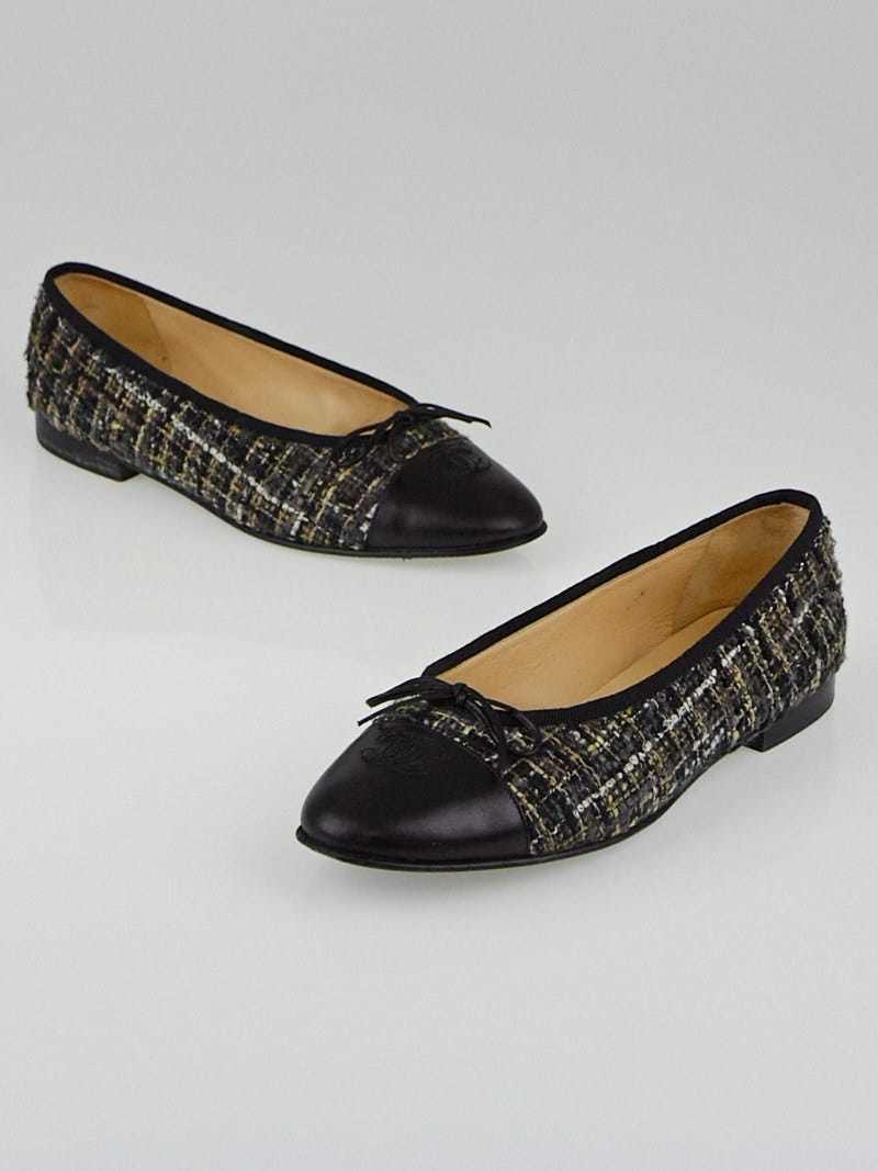 Chanel Tweed / Black Leather CC Cap Toe Flats Size 7.5/38 - Yoogi's Closet
