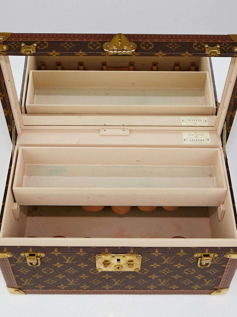 Louis Vuitton Boite Flacons Beauty Train Case Monogram Canvas at 1stDibs  louis  vuitton makeup trunk, louis vuitton beauty train case, louis vuitton  vintage train case