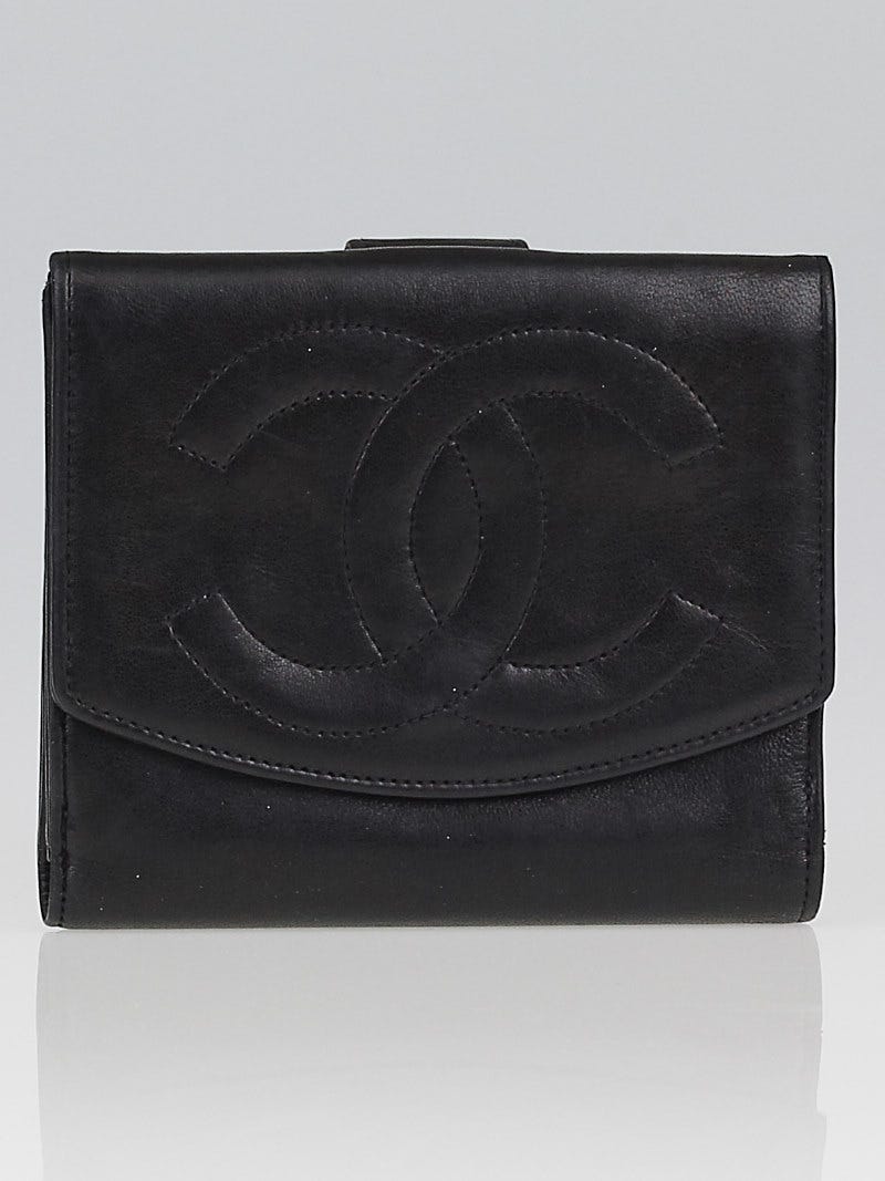 Chanel Black Lambskin Leather CC Compact Wallet