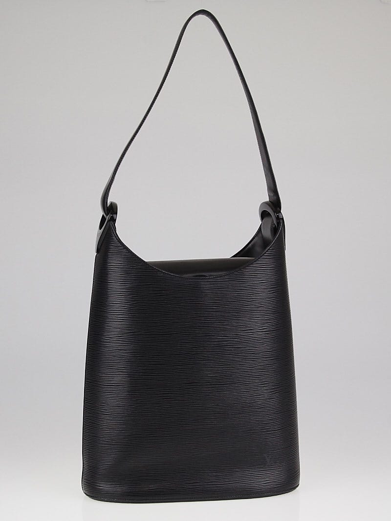 Louis Vuitton - Verseau Epi Leather Noir