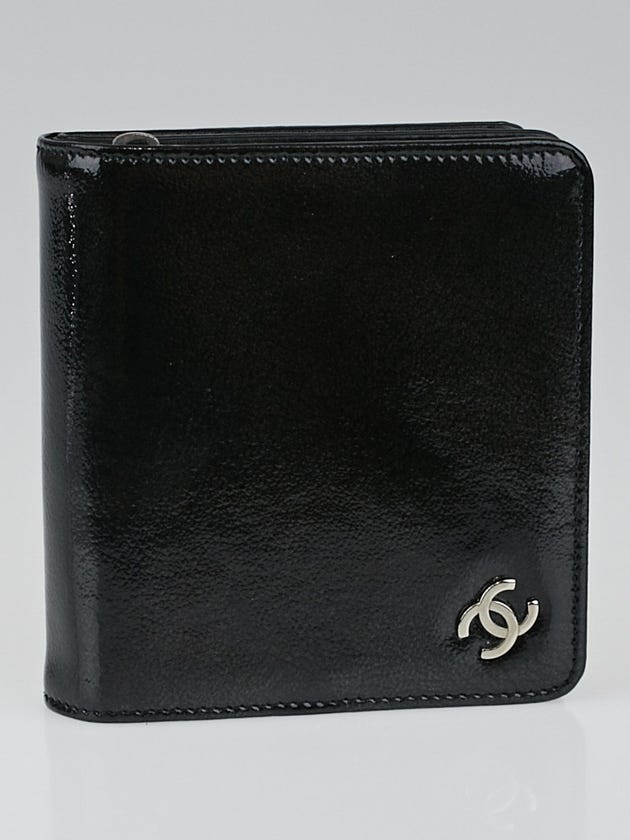 Chanel Black Patent Leather CC Zip Compact Wallet
