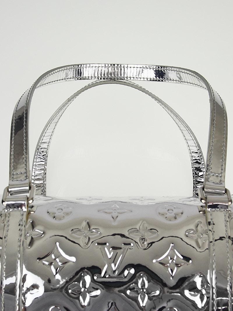 Papillon vinyl handbag Louis Vuitton Silver in Vinyl - 33831786