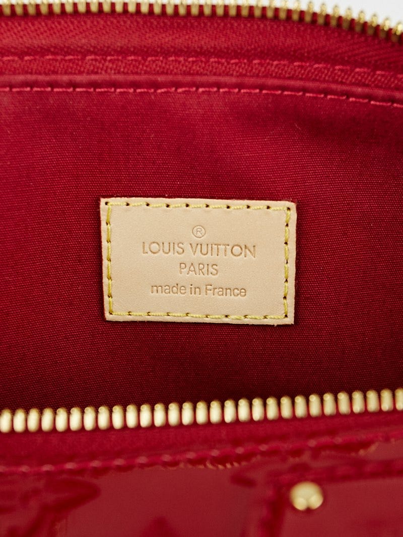 Louis Vuitton Pomme d'Amour Monogram Vernis Leather Cosmetic Case., Lot  #18001