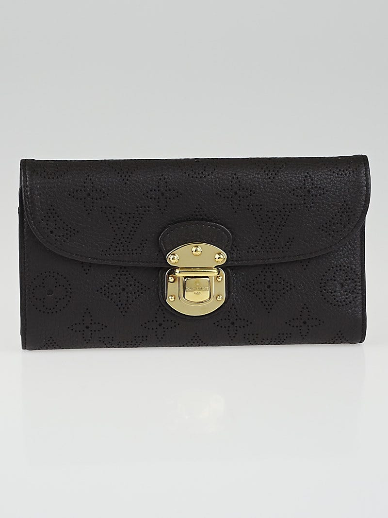 Louis Vuitton Black Monogram Mahina Leather Amelia Wallet