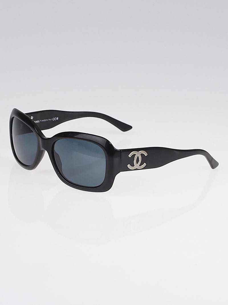Chanel Black Frame Black Tint CC Logo Sunglasses-5102 - Yoogi's Closet