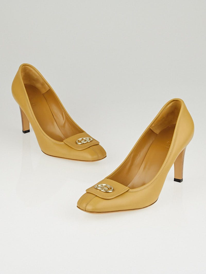 Gucci Beige Leather Interlocking GG Pumps Size 10