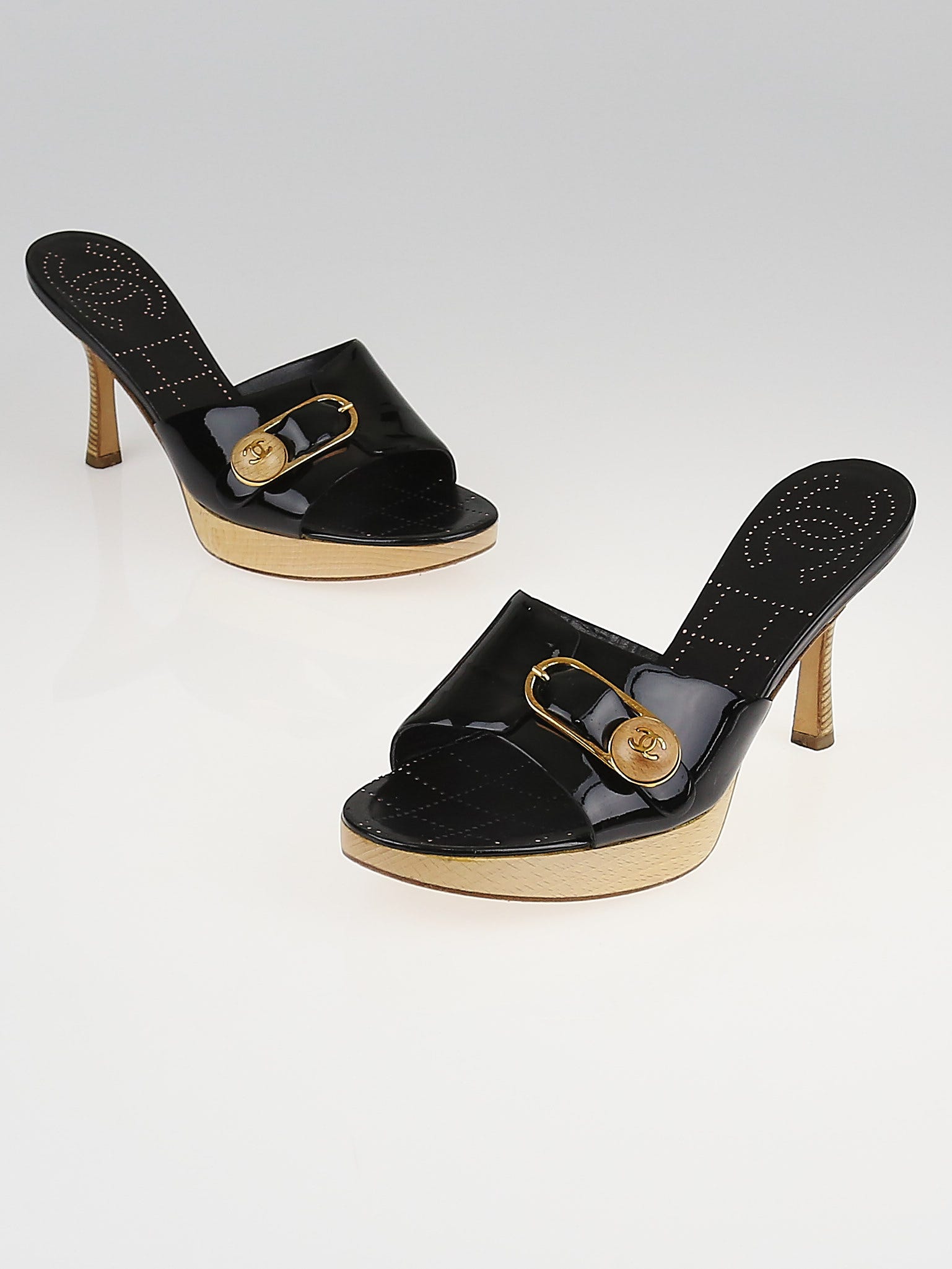 Chanel Black Patent Leather Open Toe Slides Mules Size 7.5/38 - Yoogi's  Closet