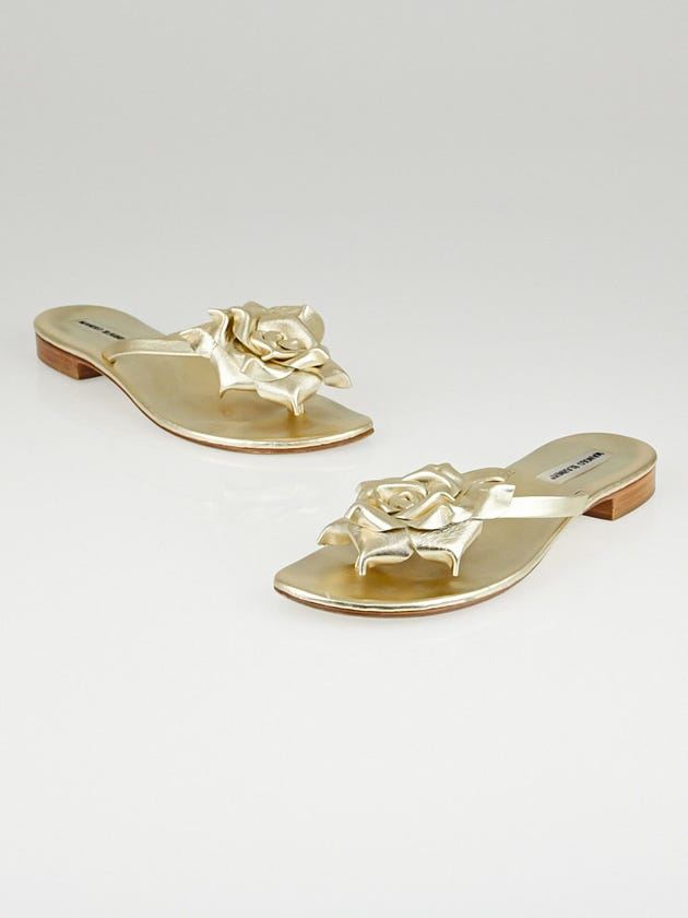 Manolo Blahnik Gold Leather Partricia Thong Sandals Size 7.5/38 