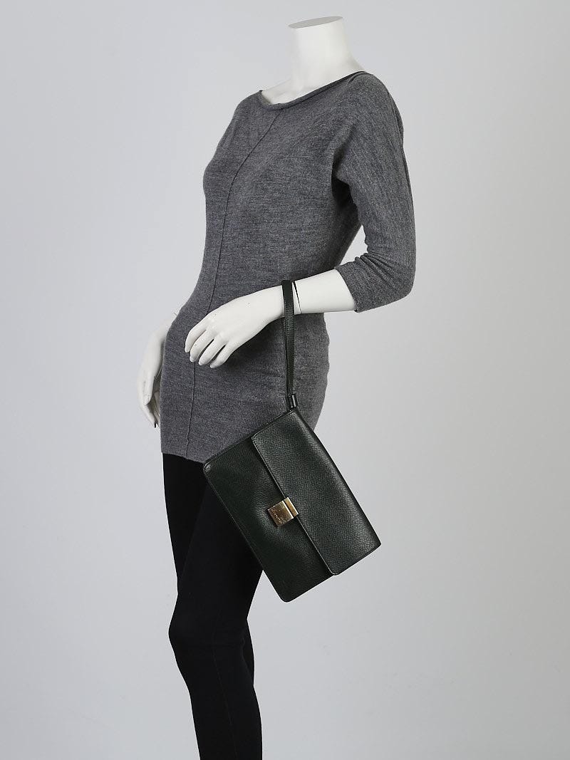 Louis Vuitton Taiga Leather Selenga Clutch - Black Clutches, Handbags -  LOU630047