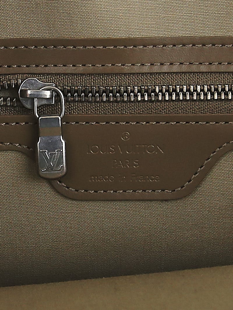 Louis Vuitton Pepper Epi Leather Saint Tropez Bag.  Luxury, Lot #76032