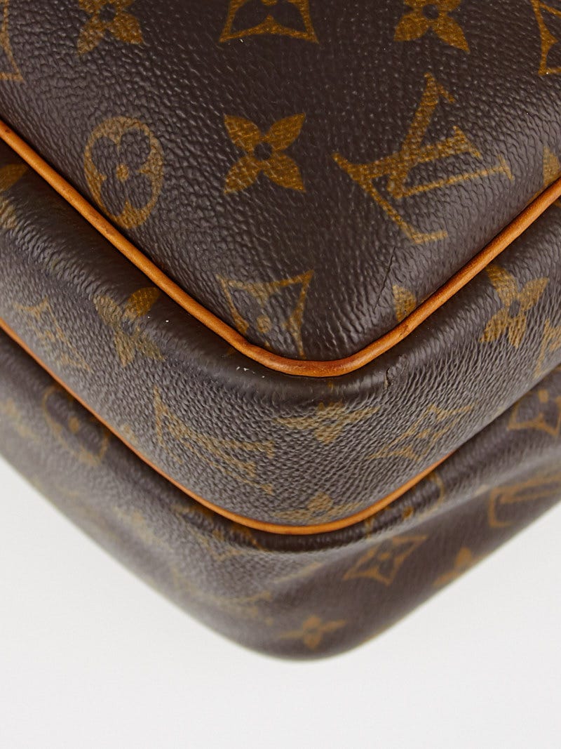 Louis Vuitton Reporter GM Handbag for Sale in Glen Raven, NC