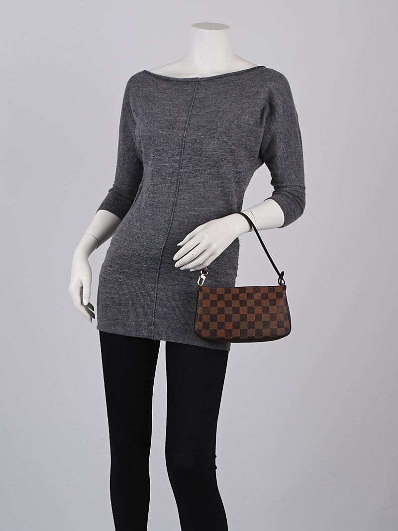 Louis Vuitton Damier Ebene Canvas Navona Pochette Accessoires Bag For Sale  at 1stDibs