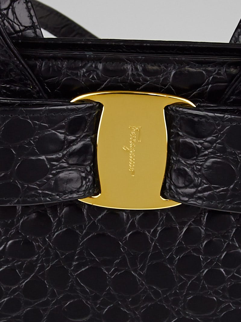 【ぴょん吉】Salvatore Ferragamo クロコダイル ブラック Salvatore Ferragamo Vala Crocodile embossed Shoulderbag Handbag