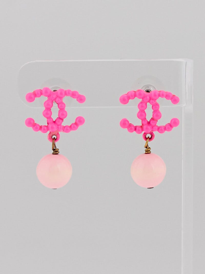 chanel earrings pink