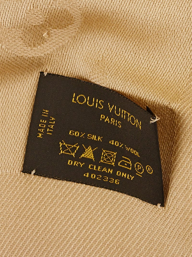 Louis Vuitton Silk Scarf Monogram, Clean, With Tags