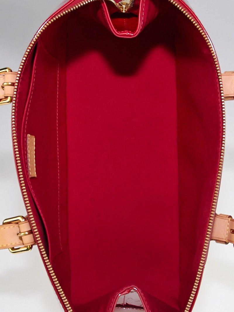 Louis Vuitton Monogram Vernis Rosewood Avenue Bag – AMUSED Co