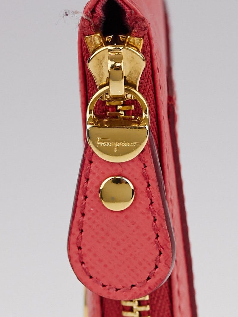 Salvatore Ferragamo Releases Ferragamo Cage Bag