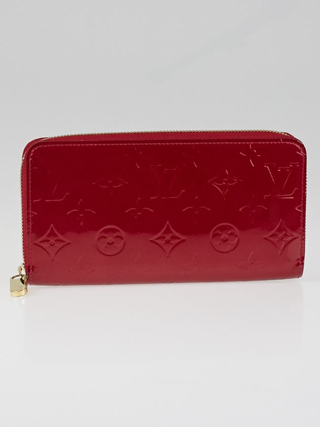 Louis Vuitton Pomme D'Amour Monogram Vernis Zippy Wallet