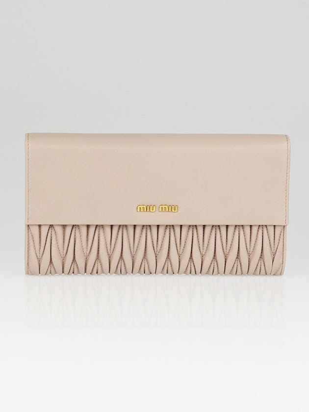 Miu Miu Cammeo Matelasse Nappa Leather Clutch Bag 5M1403